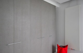 PIONOWY GRZEJNIK DEKORACYJNY – ŚWIETNY DODATEK DO TWOJEGO WNĘTRZA!